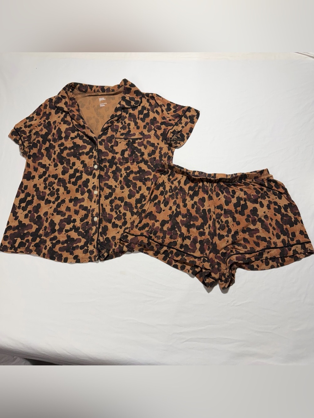 stars above Brown and Black Leopard Print Short Sleeve Pajama Set